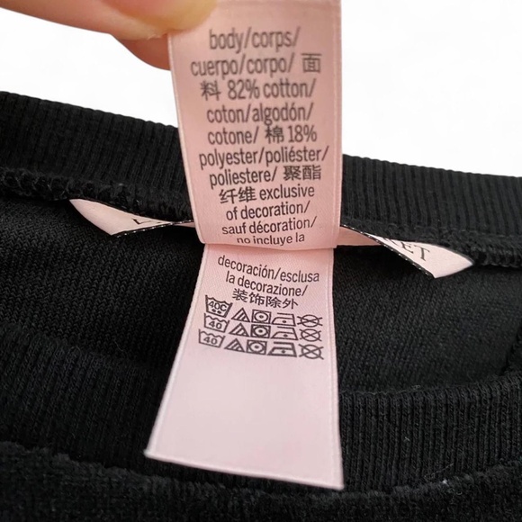 Victoria's Secret Open Back Long Sleeves Black Velour Sweatshirt Women's Size XS - Picture 9 of 9